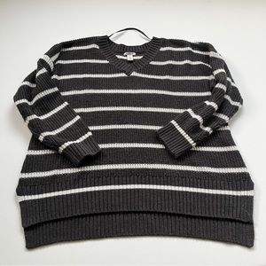 2XL Westbound gray and white striped sweater